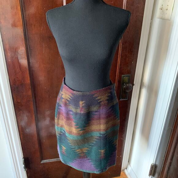 Streetwear Made in USA Green Aztec Pattern Knit Acrylic Wrap Mini Skirt Sz 7 - Picture 9 of 12